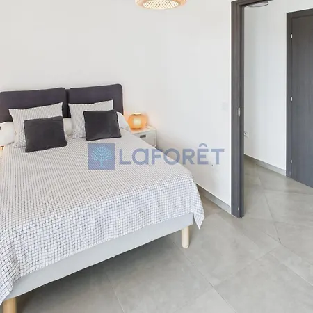 Apartment New T3 Climatise Haut De Gamme Vue Mer De 78M Terrasse 45M